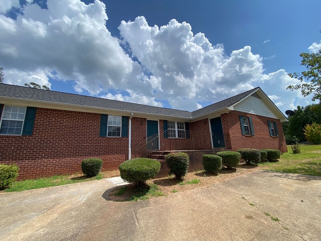 Foto principal - Pre-Leasing for August 2026!