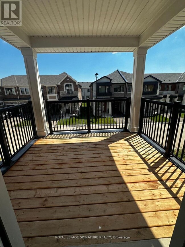 Building Photo - 1259 Lily Cres