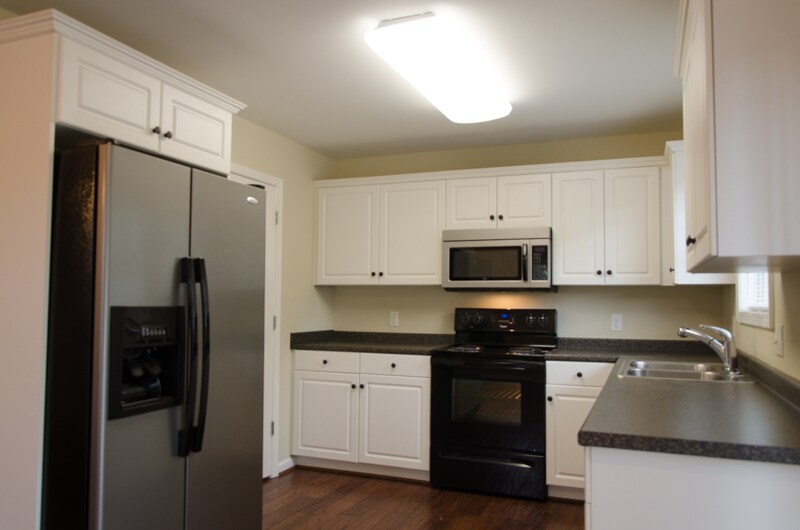 Foto principal - 324 Stone Creek Dr