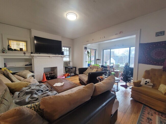 Foto del edificio - Ed's Arms Apartments