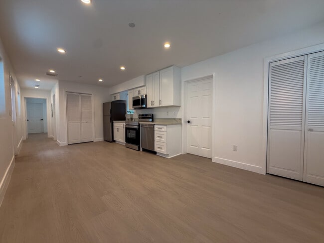 Foto del edificio - 6030 Colfax Ave