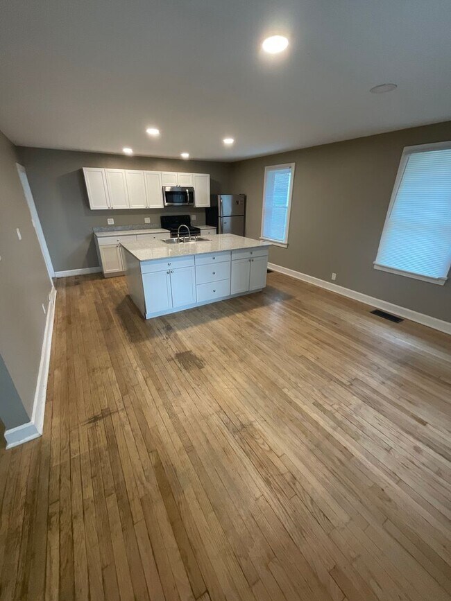 Foto del edificio - 612 N Dunn St