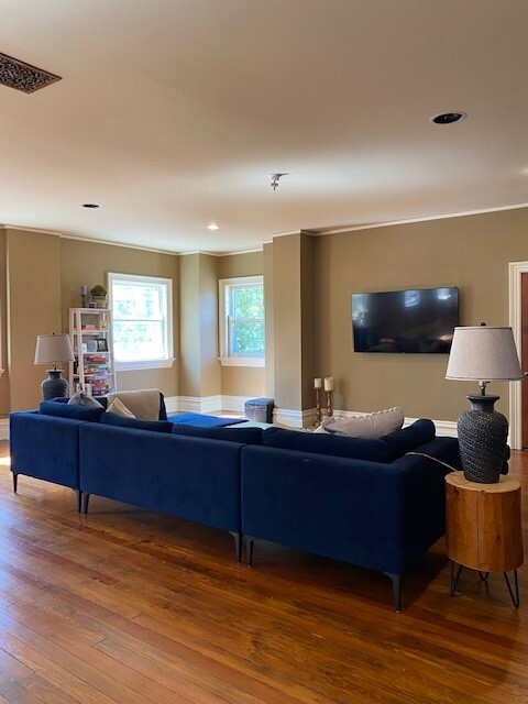 Foto del edificio - 4341 Westminster Pl