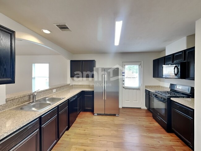 Foto del edificio - 22334 Queenbury Hills Dr