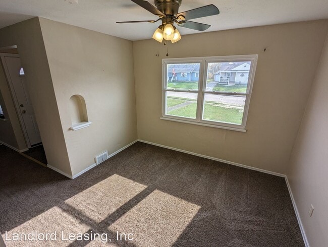 Building Photo - 3 br, 1 bath House - 1712 W. 12th Street