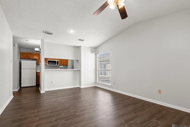 Building Photo - 5137 Nicholson Dr