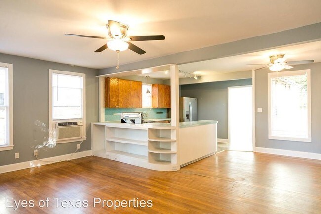 Foto del edificio - 4611 Harmon Ave