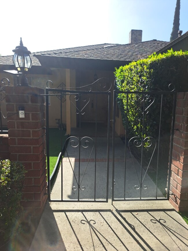 Building Photo - 20222 Valerio St