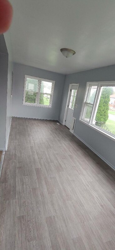 Foto principal - 1 W Hickory St