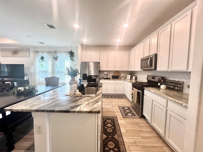 Building Photo - 31311 Horseshoe Meadow Bend Ln