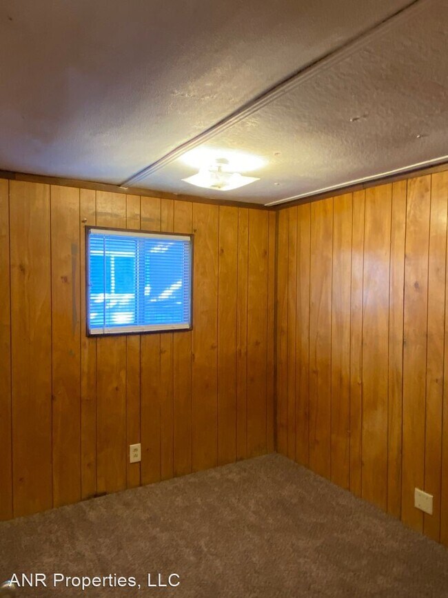 Building Photo - 2 br, 1 bath House - 4661 Whitaker
