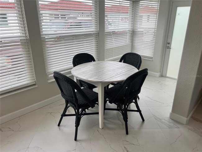 Building Photo - 6154 Midnight Pass Rd