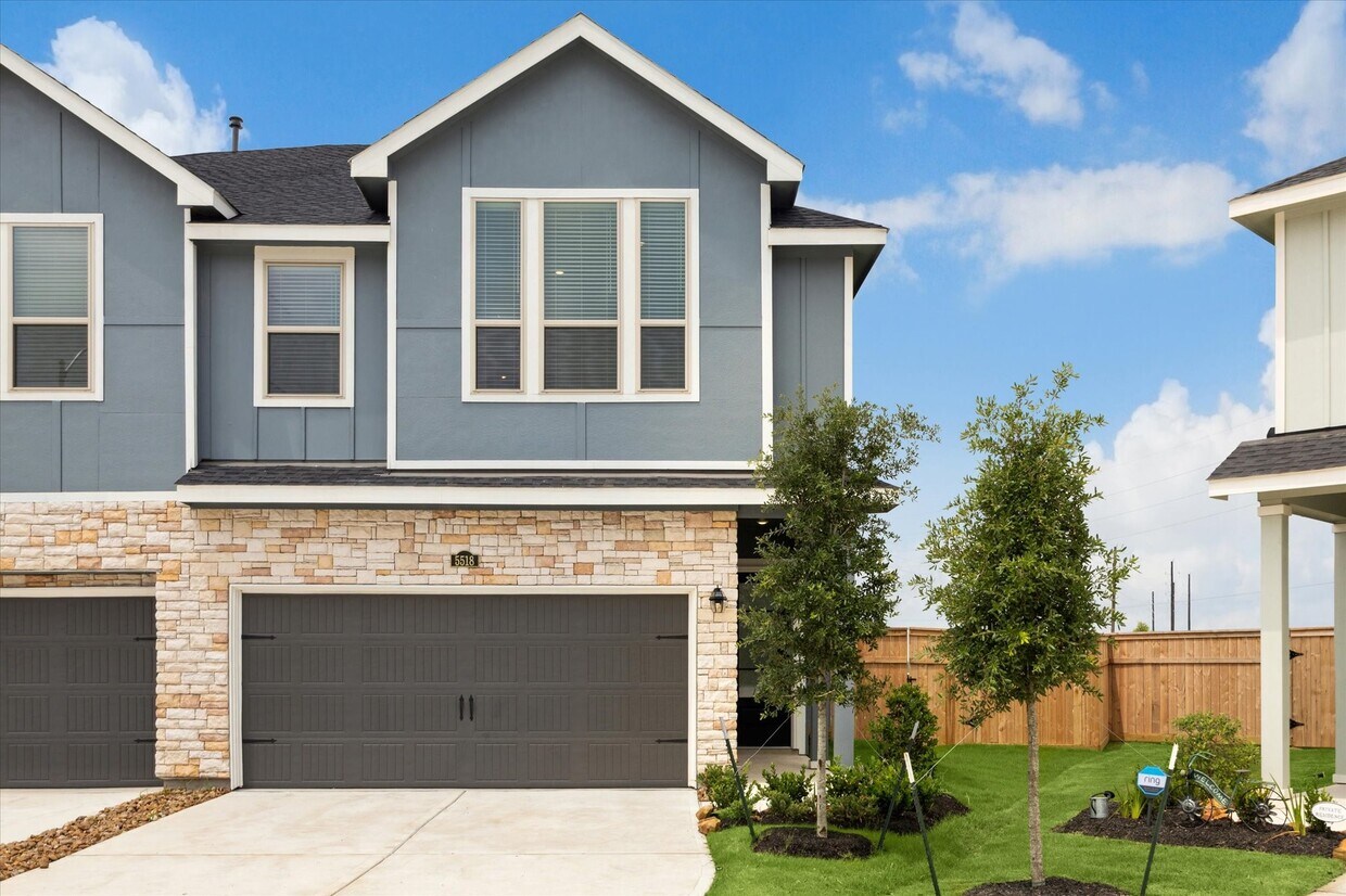 Foto principal - 5518 Amber Brook Ln