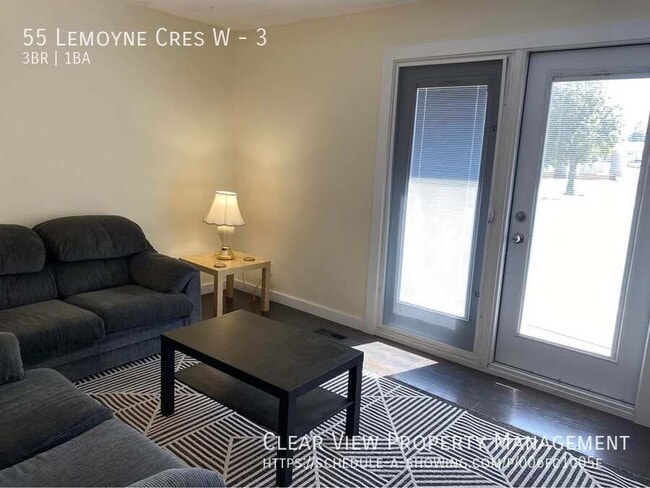 Building Photo - ?? Furnished 3 Bedroom Home in West Lethbr...