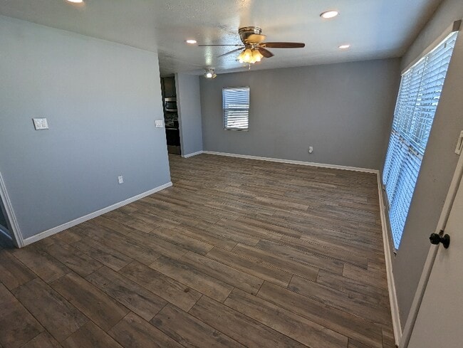 Foto del edificio - 1420 Glenwood Ave