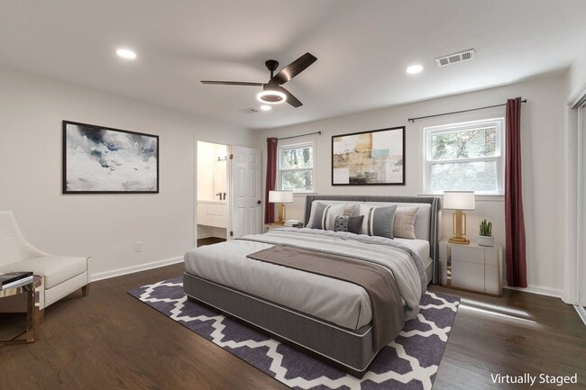 Foto del edificio - 3480 Tanbark Ct NE