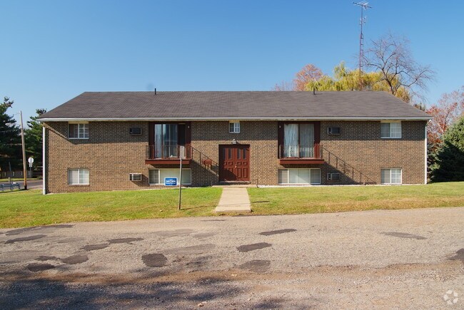 Building Photo - 1005 Johnson St