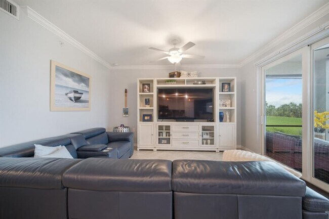Foto del edificio - 910 Tidewater Shores Loop
