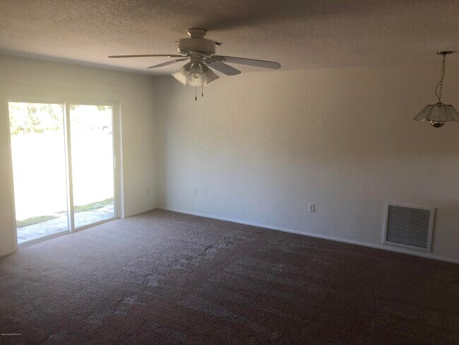 Foto del edificio - 1623 Sadigo St SE