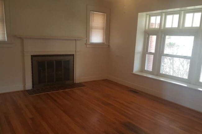 Photo - One Level Home on Campbell Avenue