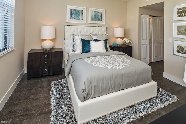 Foto del edificio - 1 br, 1 bath  - 846 Broken Sound Pkwy NW