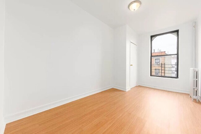 Foto del edificio - 728 West 181st Street