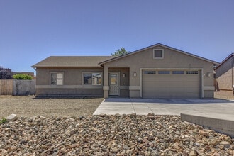 Building Photo - 7839 E Loos Dr