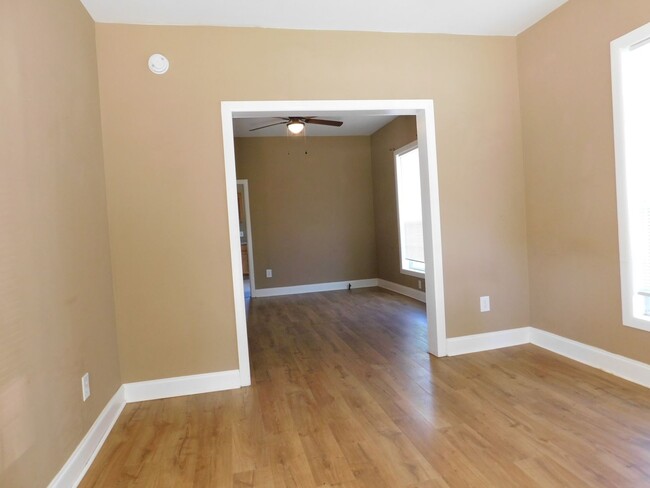 Foto del edificio - Cute 2 Bedroom 1 Bath House with Great Bac...