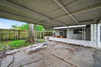 Building Photo - 3438 5th St