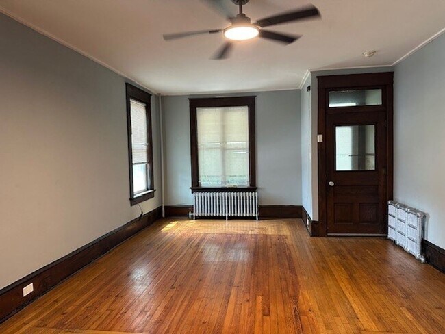 Building Photo - 701 N 17th St