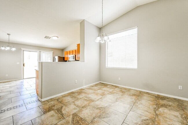 Foto del edificio - 9238 W Potter Dr