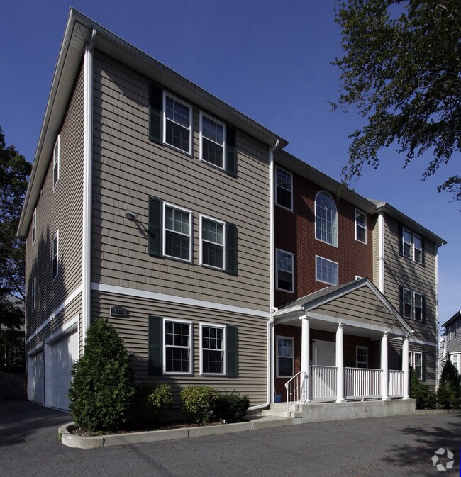Foto del edificio - 413-415 Willard St
