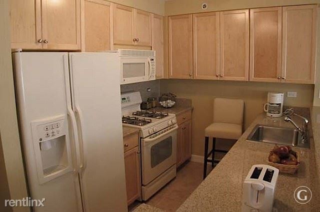 Foto del edificio - 333 E 100th St