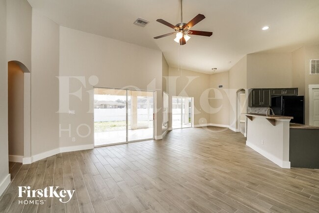 Foto del edificio - 2117 NE 23rd Ave