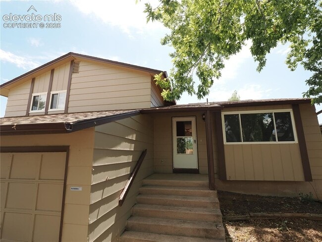 Building Photo - 7525 Deer Trail