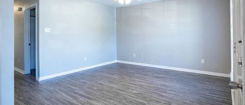 Building Photo - 1625 Rock Hollow Loop