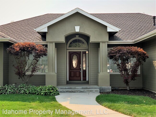 Building Photo - 5 br, 3.5 bath House - 2259 N Stonecrest Pl