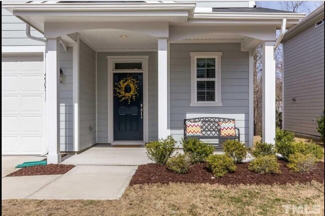 Foto del edificio - Elegant 3BD, 2BA Raleigh Home Near Shoppin...