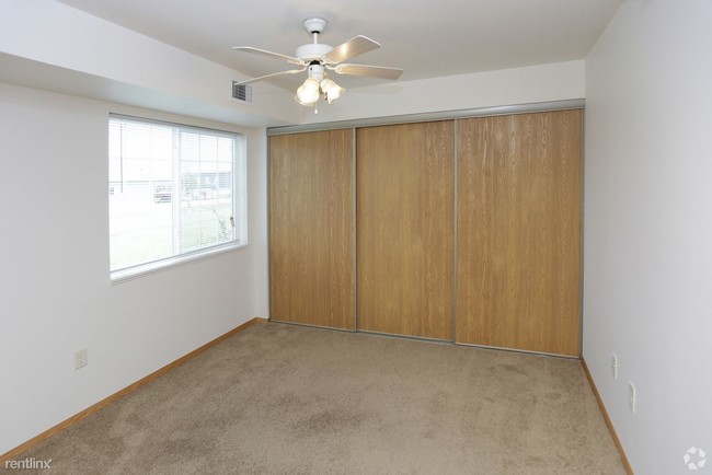 Foto del edificio - 3530 S 15th St