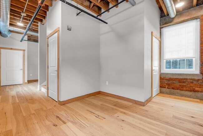 Foto del edificio - 58 13th St