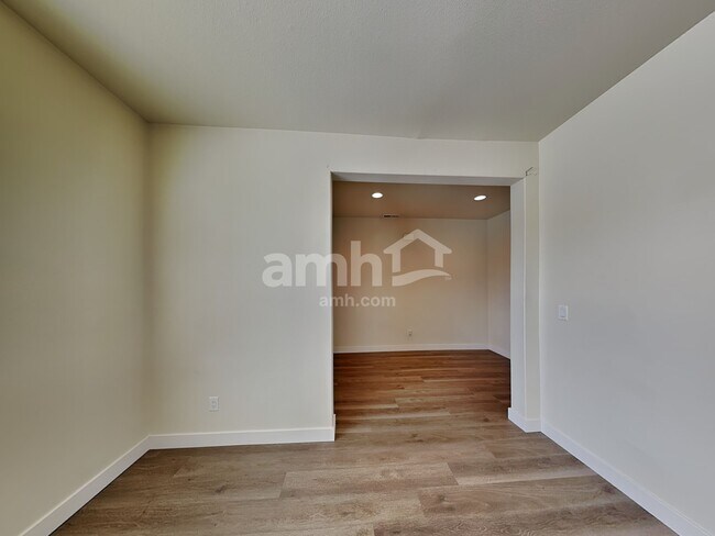 Foto del edificio - 1719 Blacktail Ln
