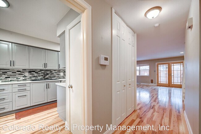 Building Photo - 2 br, 2 bath House - 6390 E Wesley Ave