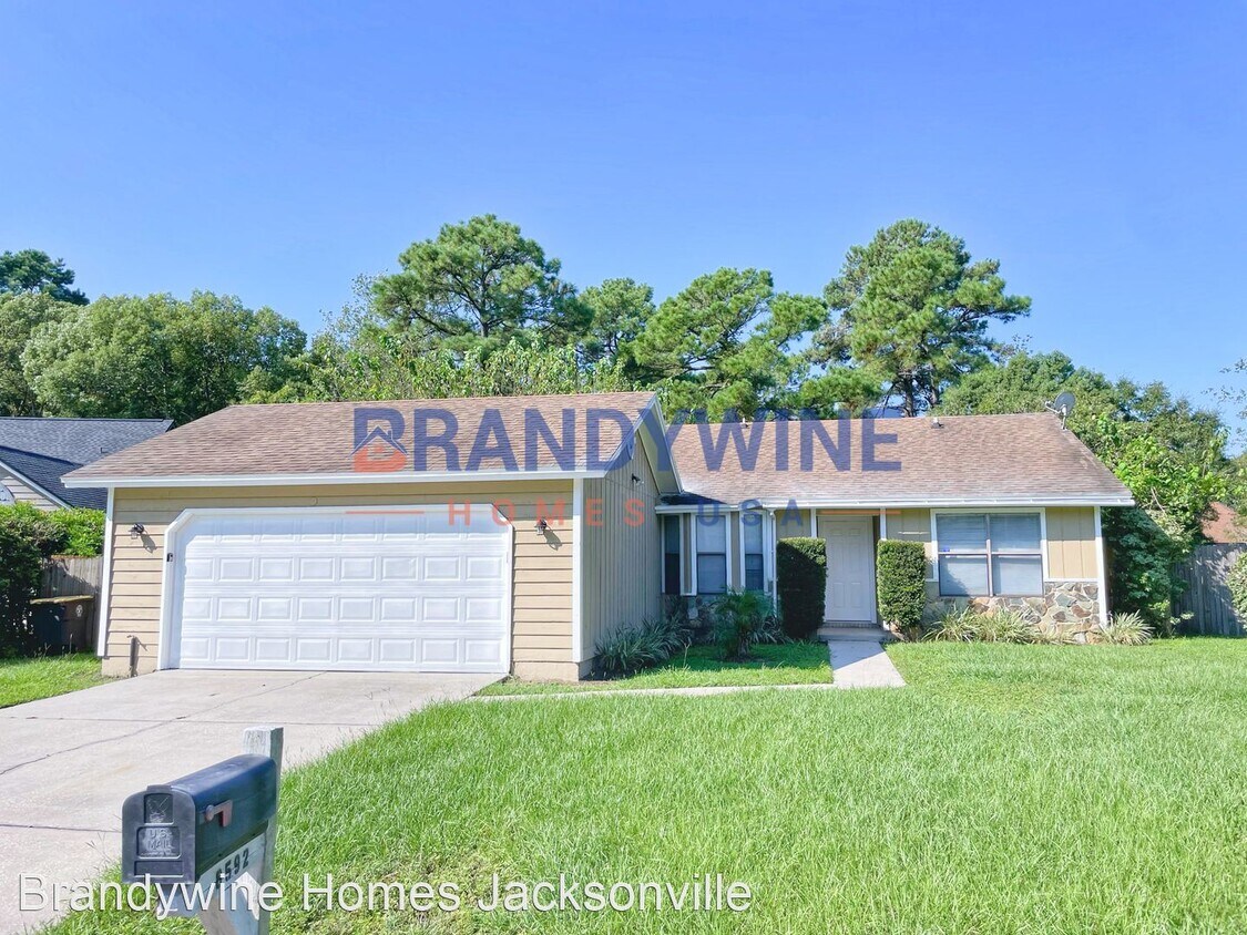3 br, 2 bath House 8592 Bandera Circle West House Rental in Jacksonville, FL