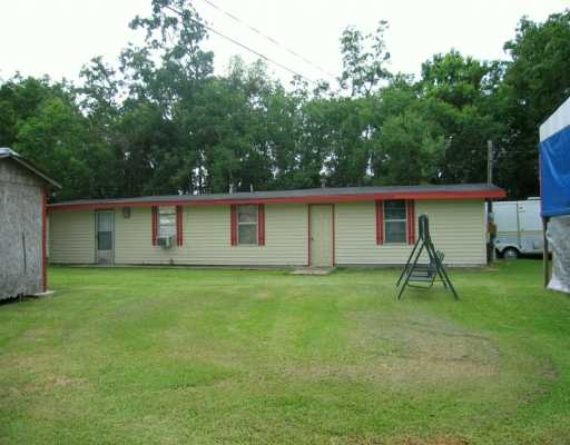 Building Photo - 300 Beaugh