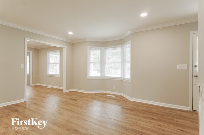 Building Photo - 309 Shenandoah Dr