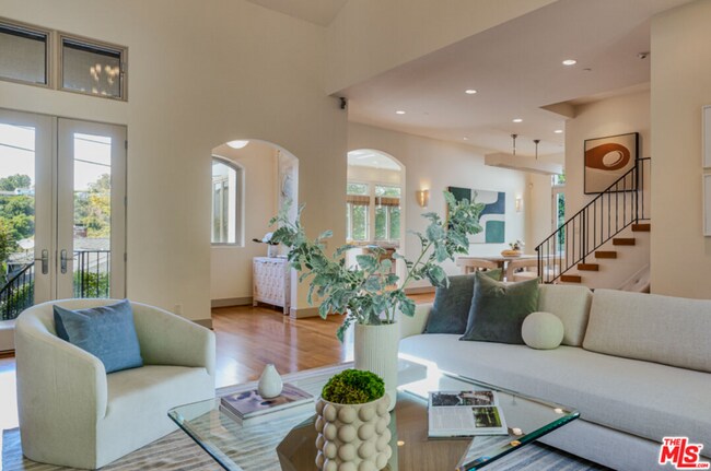 Foto del edificio - 546 Stassi Ln