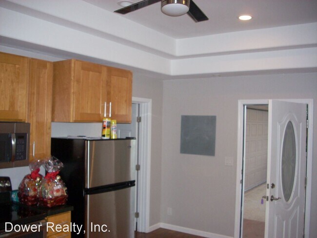Building Photo - 1 br, 1 bath House - 2379 Halekoa Drive