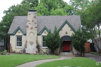Building Photo - 5931 Vanderbilt Ave