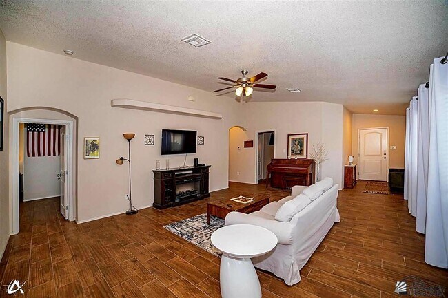 Foto del edificio - 6580 E 33rd Ln