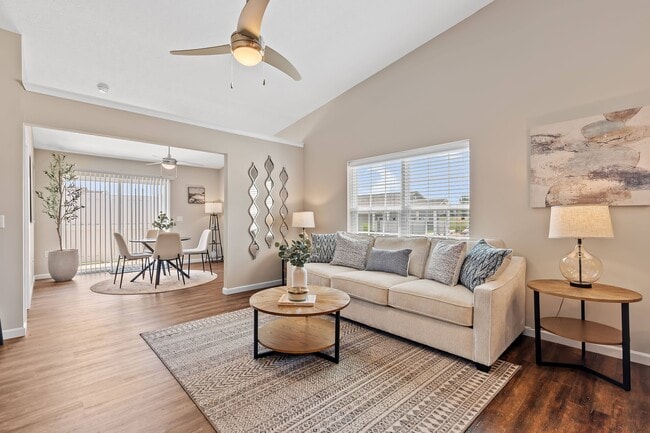 Foto del edificio - Redwood Grove City